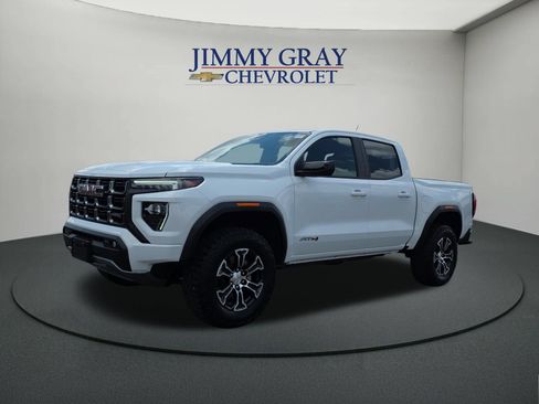 Used 2024 GMC Canyon AT4 AWD/4WD image 1