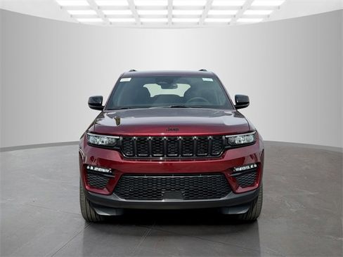 New 2025 Jeep Grand Cherokee Limited image 2