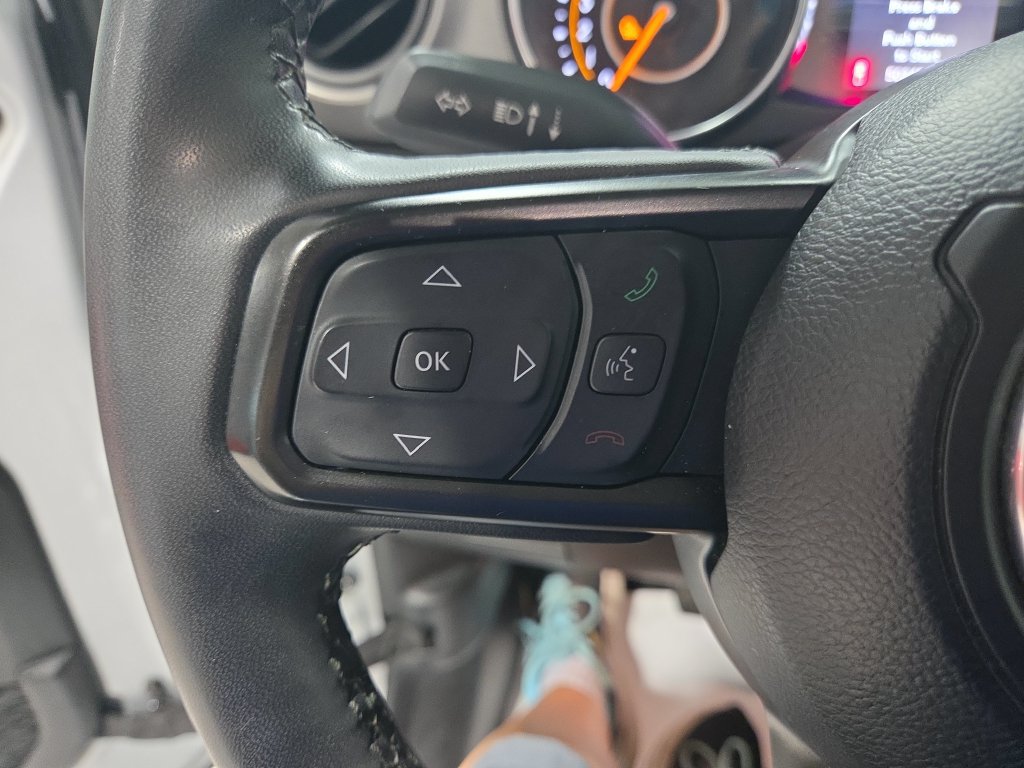 Used 2023 Jeep Gladiator Sport AWD/4WD image 31