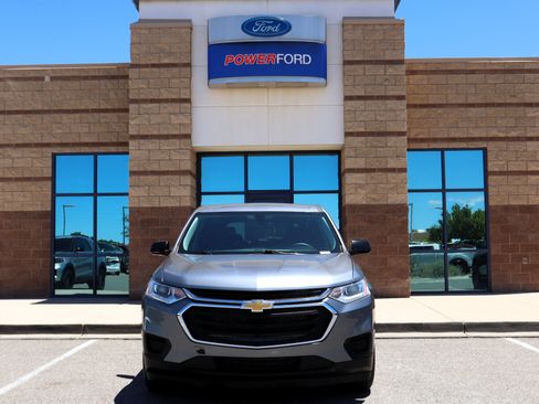 Used 2020 Chevrolet Traverse LS AWD/4WD image 3