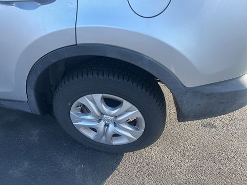 Used 2013 Toyota RAV4 LE image 16