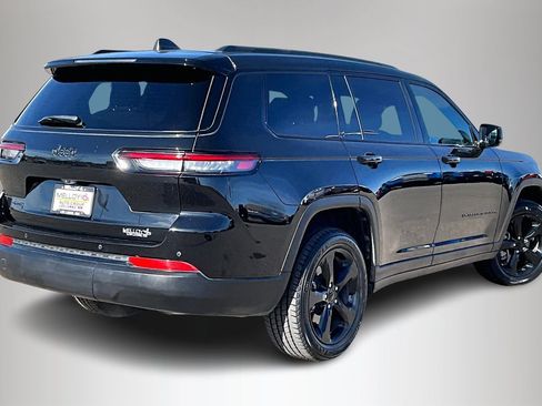 Used 2023 Jeep Grand Cherokee L Laredo image 6