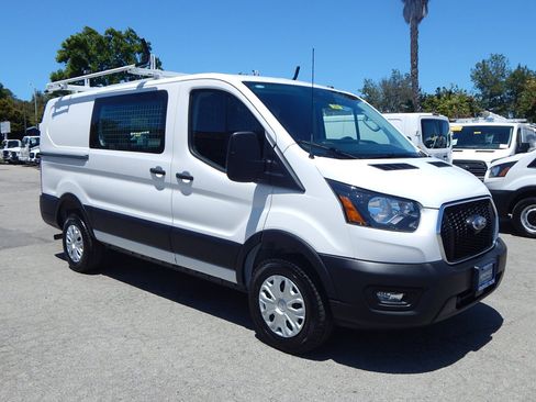Used 2025 Ford Transit 250 Low Roof w/ Exterior Upgrade Package RWD image 9