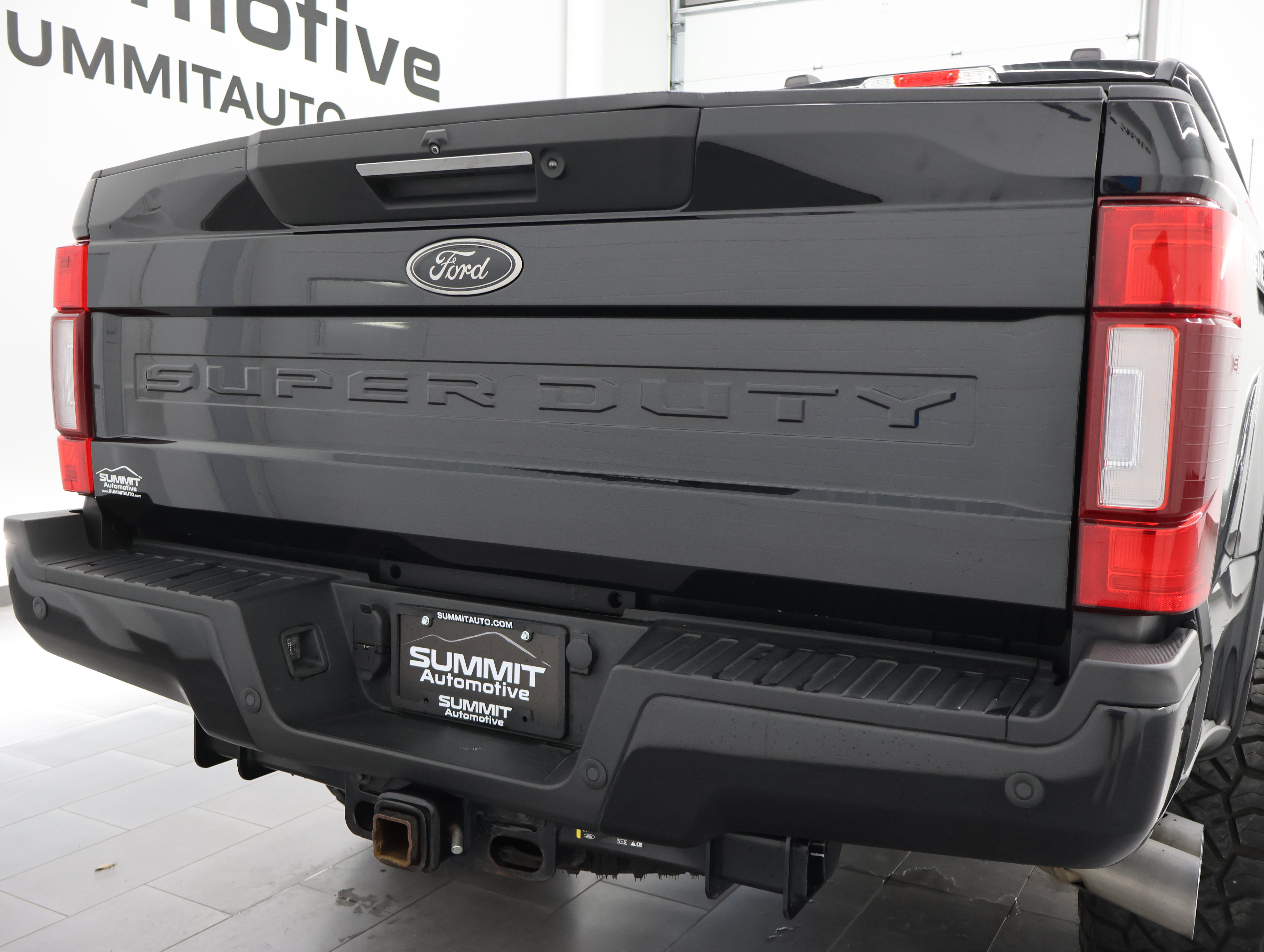 Used 2022 Ford F250 Lariat w/ Tremor Off-Road Package AWD/4WD image 28