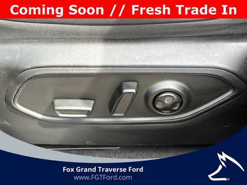 Used 2024 Jeep Grand Cherokee L Overland w/ Trailer Tow Package image 9