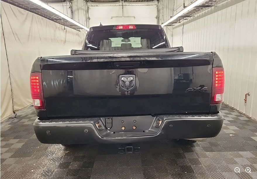 Used 2022 RAM 1500 Warlock AWD/4WD image 5