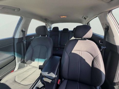 Used 2018 Kia Optima LX image 15