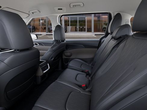 New 2026 Kia Carnival LXS FWD image 18
