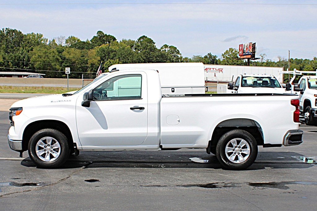 Used 2025 Chevrolet Silverado 1500 W/T RWD image 6