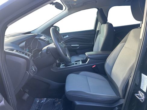 Used 2018 Ford Escape SE image 10