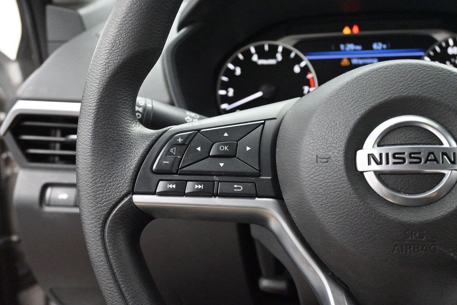Used 2022 Nissan Altima 2.5 SV FWD image 16