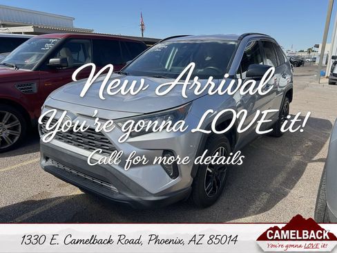 Used 2019 Toyota RAV4 LE w/ Carpet Mat Package FWD image 1