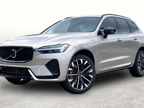 New 2026 Volvo XC60 T8 Ultra AWD/4WD image 2
