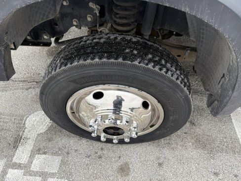 Used 2008 Ford F550 4x4 Regular Cab Super Duty image 17