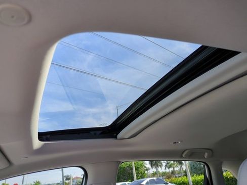 New 2026 Honda HR-V EX-L image 18