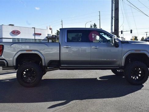 Used 2024 GMC Sierra 3500 Denali Ultimate image 5