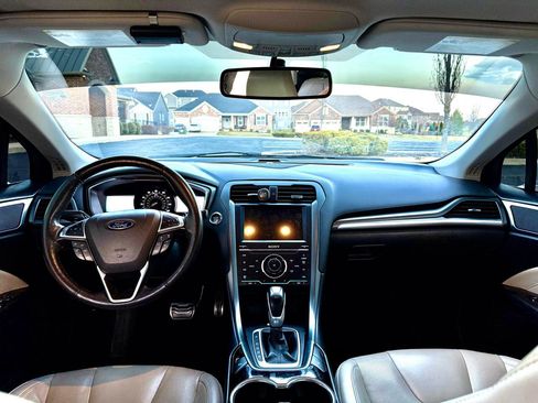 Used 2015 Ford Fusion Titanium image 8