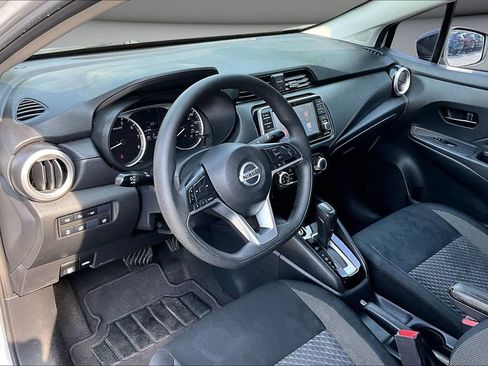 Used 2020 Nissan Versa S FWD image 16