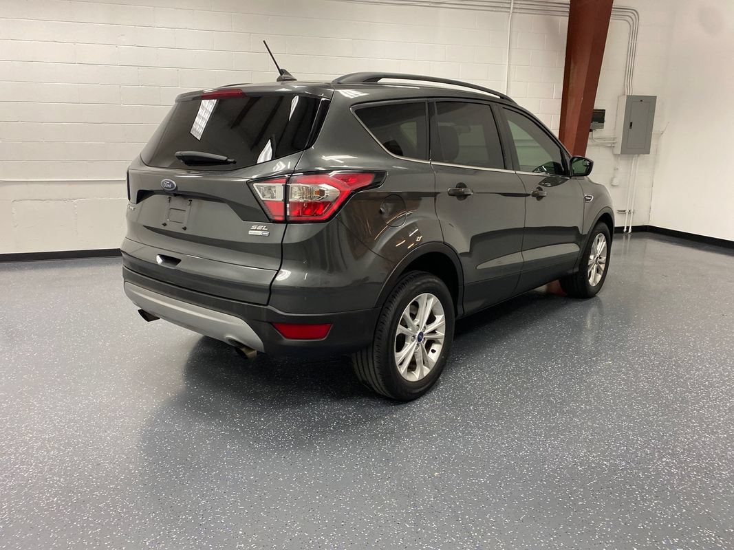Used 2018 Ford Escape SEL AWD/4WD image 4