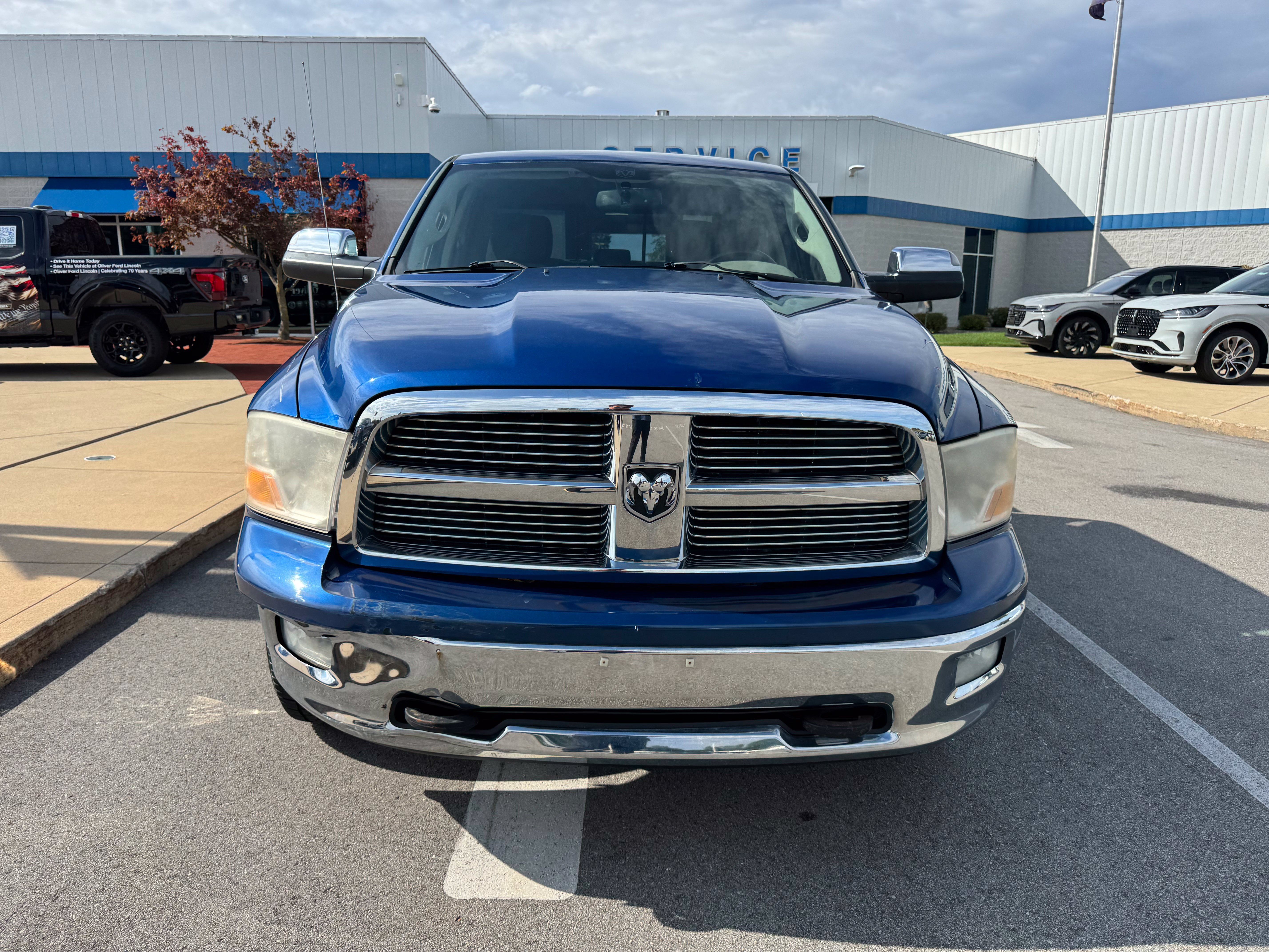 Used 2011 RAM 1500 Big Horn AWD/4WD image 2