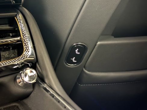 New 2026 Bentley Flying Spur Mulliner image 24