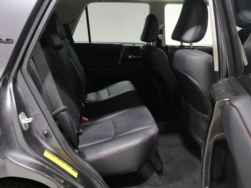 Used 2021 Toyota 4Runner TRD Off-Road Premium w/ Moonroof Package AWD/4WD image 22