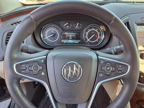 Used 2014 Buick Regal image 11