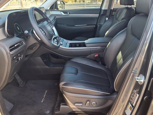 Used 2023 Hyundai Palisade SEL w/ Premium Package image 8