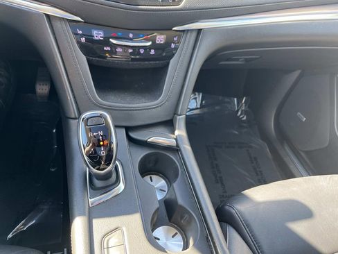 Used 2019 Cadillac XT5 Premium Luxury image 33