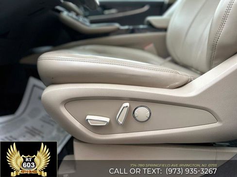 Used 2021 Lincoln Nautilus Reserve image 7