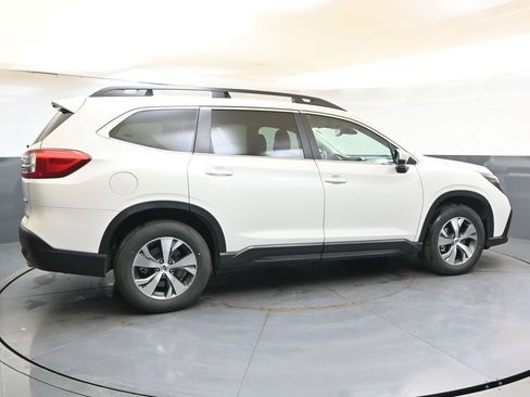 Used 2025 Subaru Ascent Premium AWD/4WD image 6