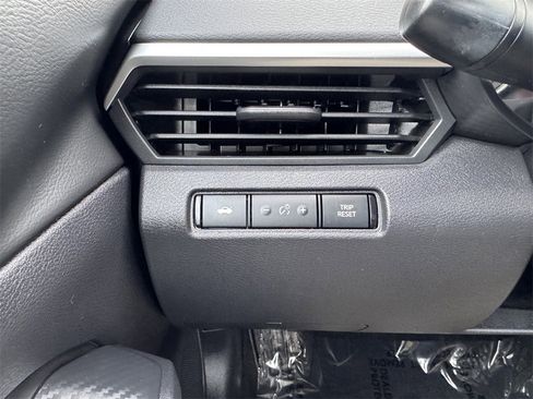 Used 2020 Nissan Altima 2.5 SR w/ Premium Package image 23