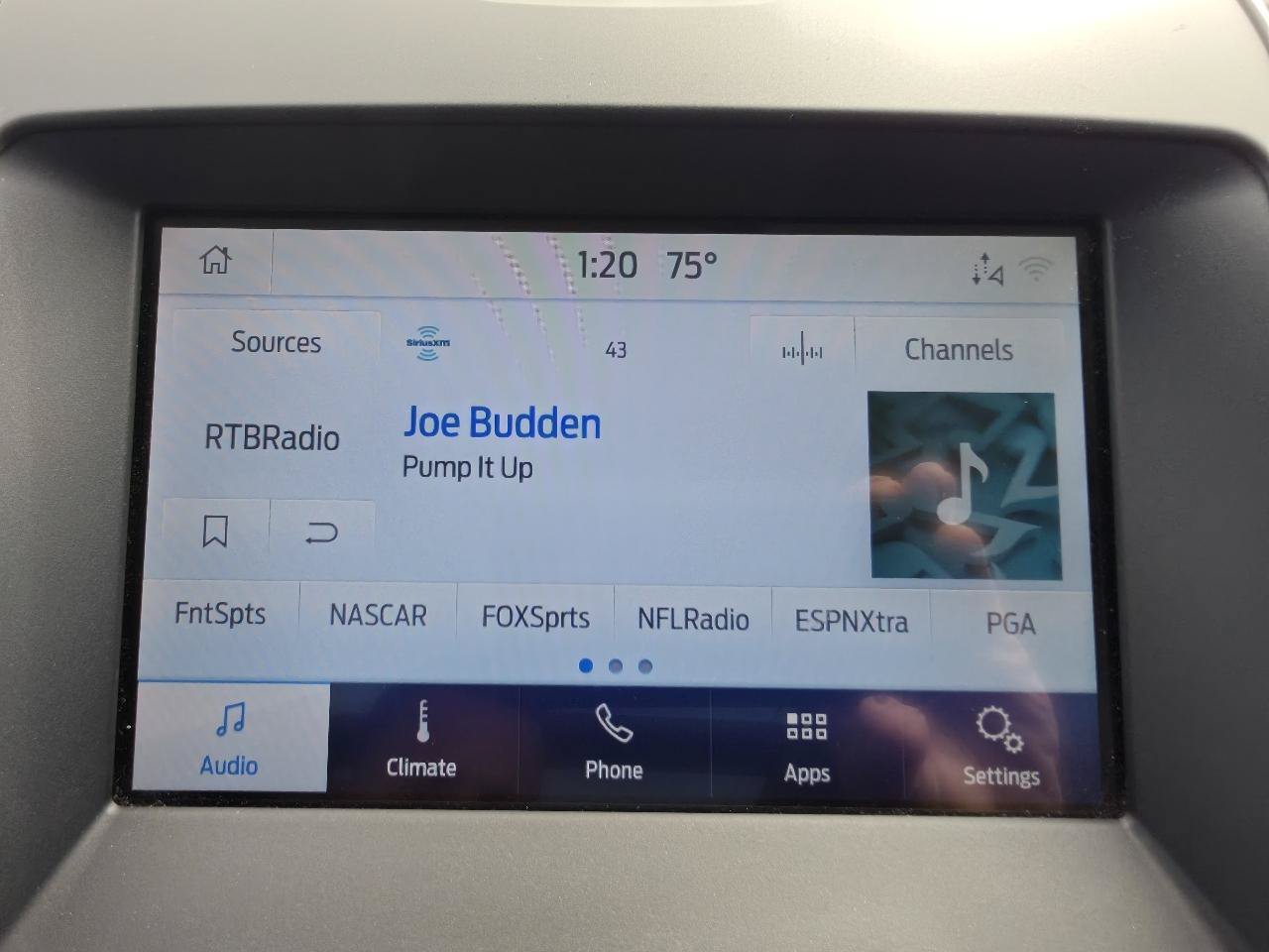 Used 2019 Ford Edge SEL w/ Equipment Group 201A AWD/4WD image 34