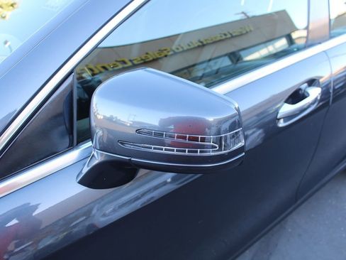 Used 2013 Mercedes-Benz CLS 550 image 12
