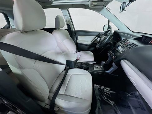 Used 2015 Subaru Forester 2.5i Premium w/ All-Weather Package image 25