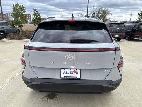 New 2026 Hyundai Kona SEL Sport AWD/4WD image 9