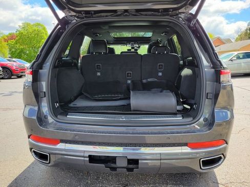 Used 2022 Jeep Grand Cherokee Overland AWD/4WD image 26