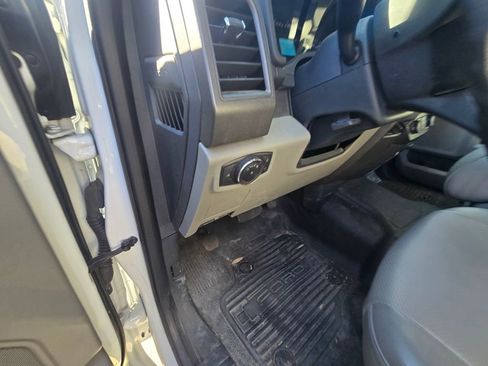 Used 2022 Ford F350 XL w/ Power Equipment Group image 8