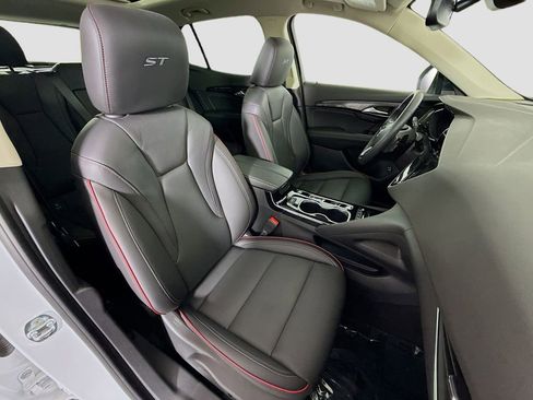 Used 2023 Buick Envision Essence w/ Sport Touring Package image 28