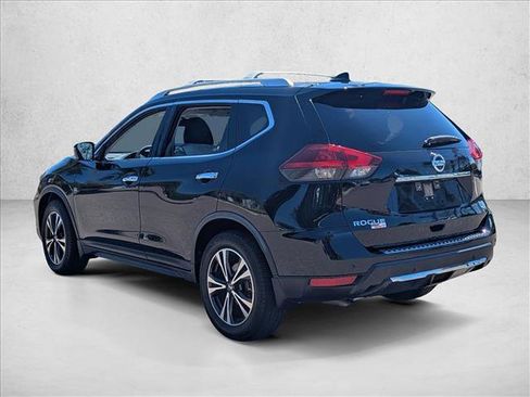 Used 2019 Nissan Rogue SV w/ Premium Package image 8
