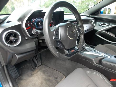 Used 2018 Chevrolet Camaro SS RWD image 20