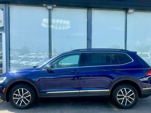 Used 2021 Volkswagen Tiguan SEL AWD/4WD image 2