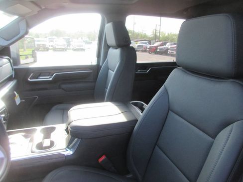 New 2026 GMC Sierra 2500 SLT w/ SLT Premium Package AWD/4WD image 14