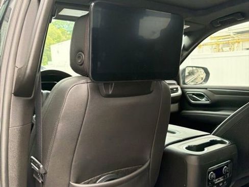 Used 2023 Chevrolet Tahoe RST w/ Luxury Package AWD/4WD image 4