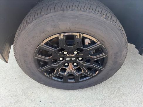 New 2026 Chevrolet Colorado W/T w/ WT Custom Package AWD/4WD image 10
