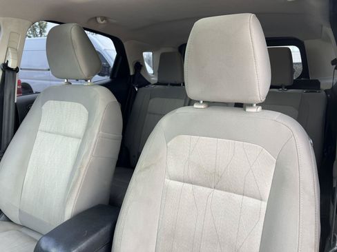 Used 2020 Ford EcoSport SE FWD image 19