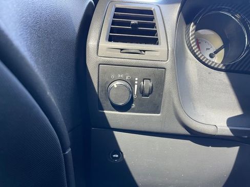 Used 2011 Dodge Challenger RWD image 26