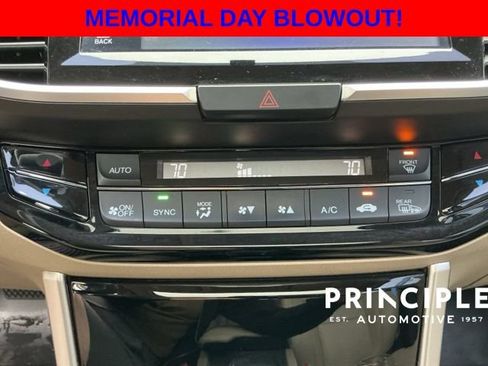 Used 2017 Honda Accord EX-L image 19