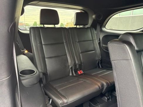 Used 2025 Dodge Durango GT AWD/4WD image 12
