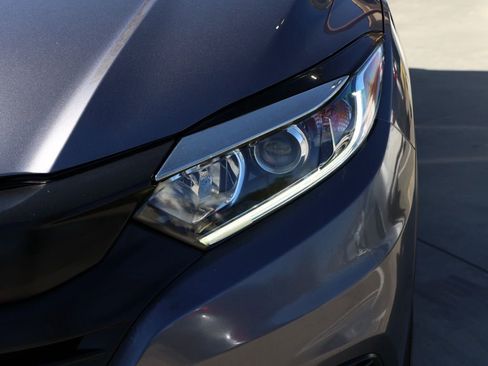 Used 2022 Honda HR-V LX image 10